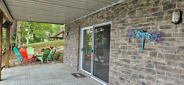 67 Overlook RD, Hardy, VA 24101