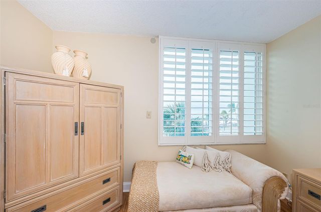 7100 SUNSET WAY 205, St Pete Beach, FL 33706