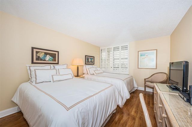 7100 SUNSET WAY 205, St Pete Beach, FL 33706