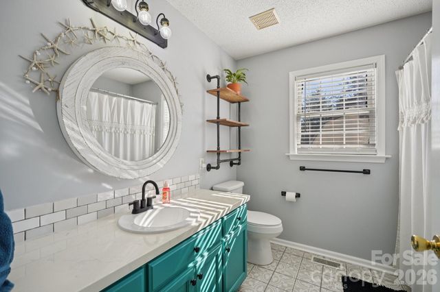 3802 Babe Lane, Vale, NC 28168