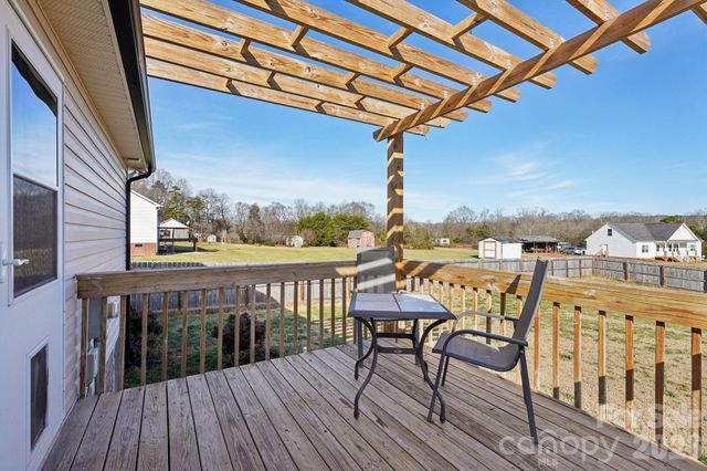 3802 Babe Lane, Vale, NC 28168