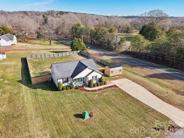 3802 Babe Lane, Vale, NC 28168