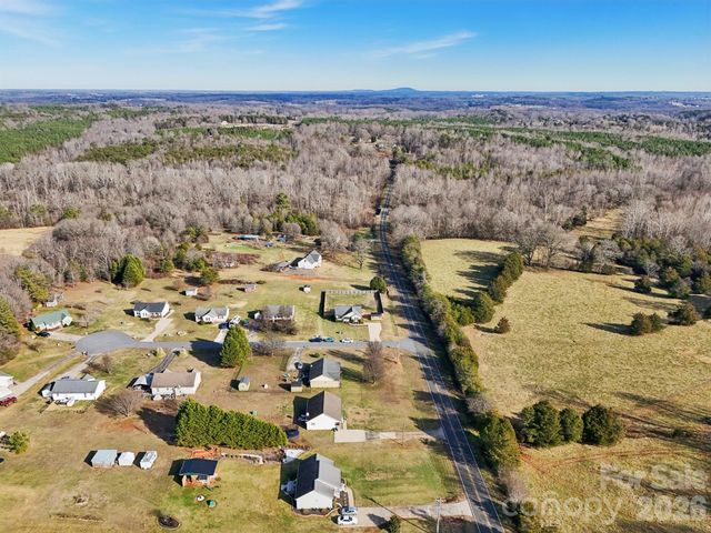 3802 Babe Lane, Vale, NC 28168