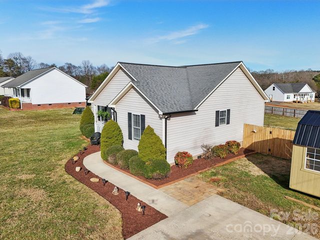 3802 Babe Lane, Vale, NC 28168