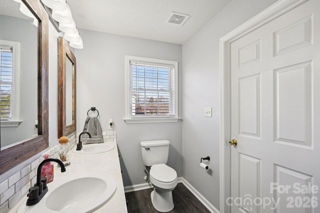 3802 Babe Lane, Vale, NC 28168