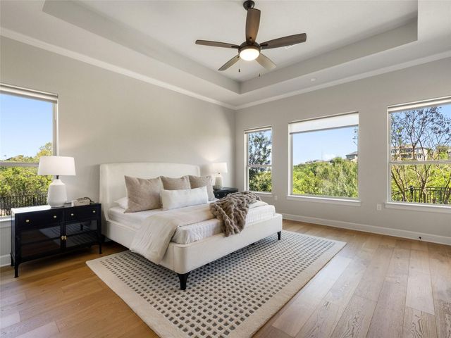 413 Mercer Falls RD, Lakeway, TX 78738