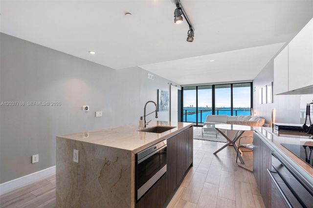 3131 NE 7th Ave 2402, Miami, FL 33137