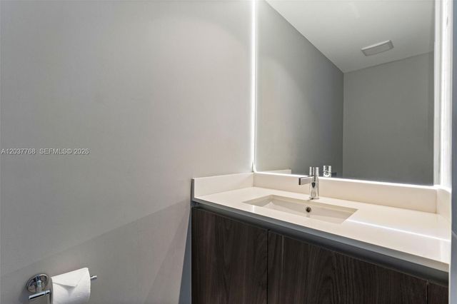 3131 NE 7th Ave 2402, Miami, FL 33137