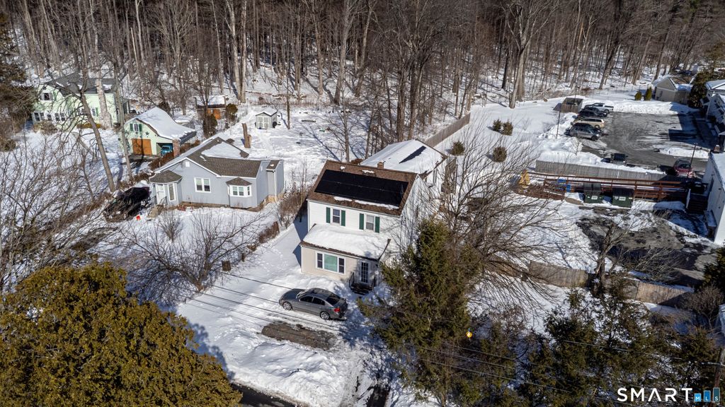 43 Crescent Avenue, Farmington, CT 06032