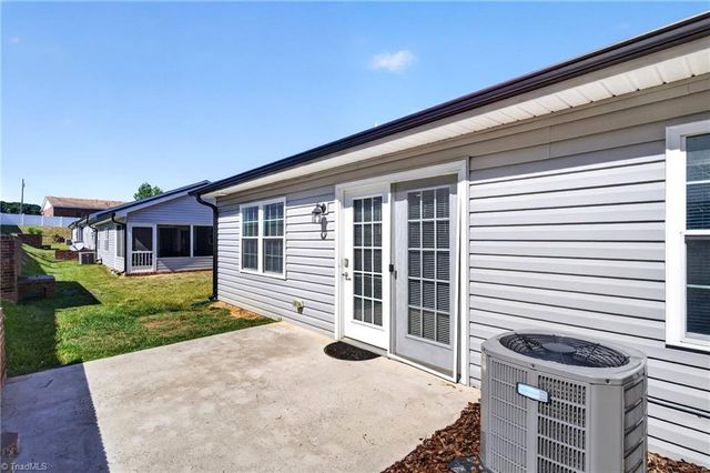 240 Londelle Lane, Asheboro, NC 27205