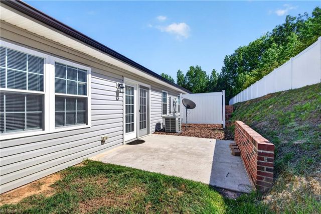 240 Londelle Lane, Asheboro, NC 27205