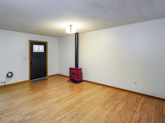 6655 Buchanan St, Bonners Ferry, ID 83805