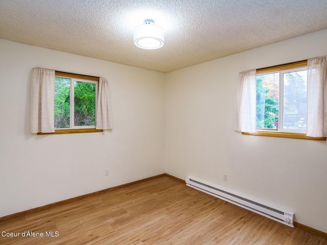 6655 Buchanan St, Bonners Ferry, ID 83805