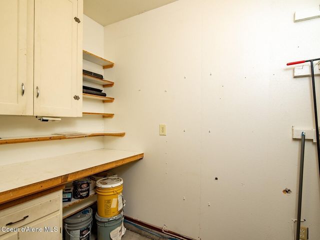 6655 Buchanan St, Bonners Ferry, ID 83805