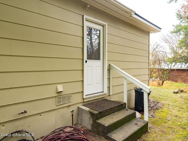 6655 Buchanan St, Bonners Ferry, ID 83805