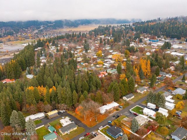 6655 Buchanan St, Bonners Ferry, ID 83805