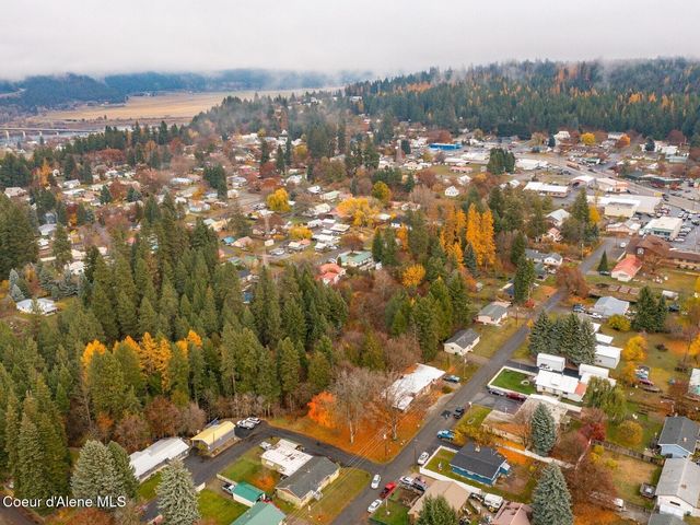 6655 Buchanan St, Bonners Ferry, ID 83805