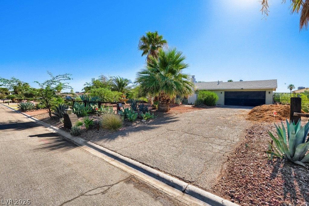 8054 Rodeo Drive, Las Vegas, NV 89123 — photo 2