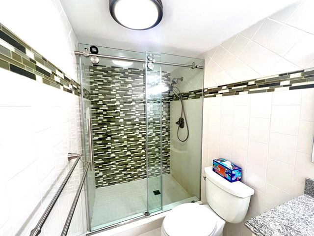 3084 Oakridge U, Deerfield Beach, FL 33442