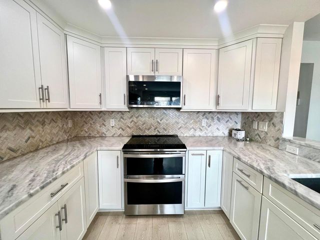 3084 Oakridge U, Deerfield Beach, FL 33442