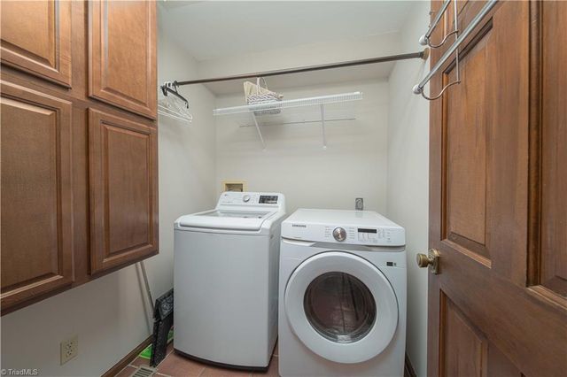 1907 Hennings Road, East Bend, NC 27018
