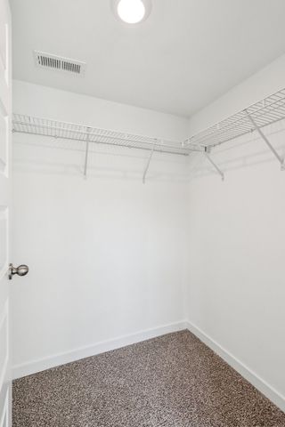 385 Summit Circle, Lombard, IL 60148