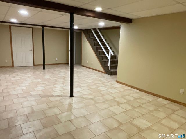 25 Medford Street, Glastonbury, CT 06033
