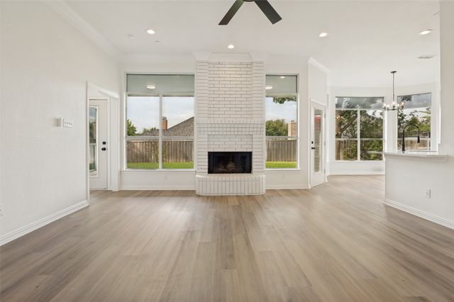 2110 Chrisman Trail, Mansfield, TX 76063