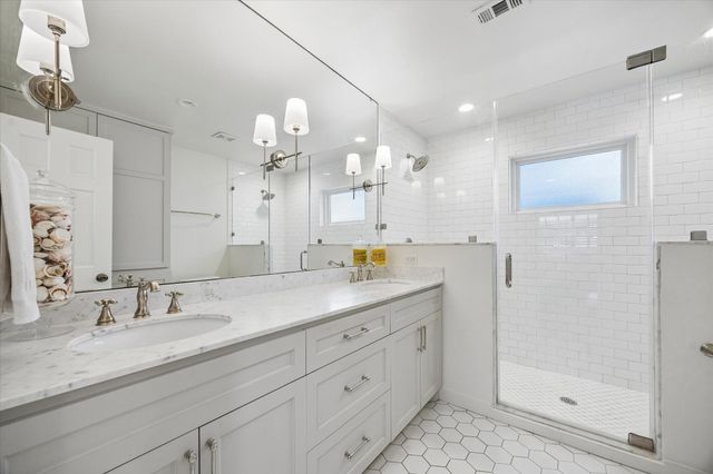 10914 Tupper Lake Drive, Houston, TX 77042