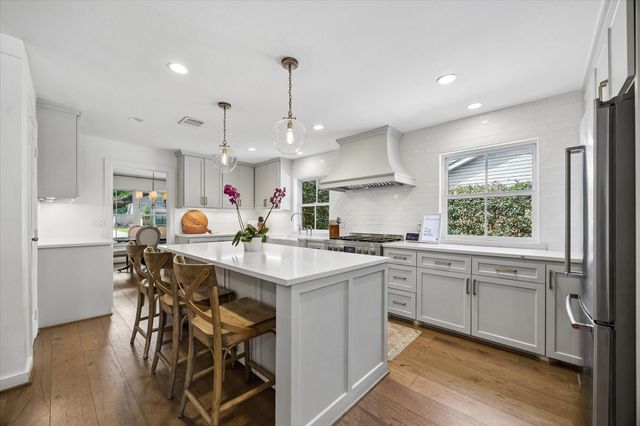 10914 Tupper Lake Drive, Houston, TX 77042