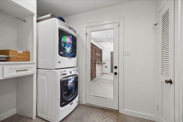 10914 Tupper Lake Drive, Houston, TX 77042