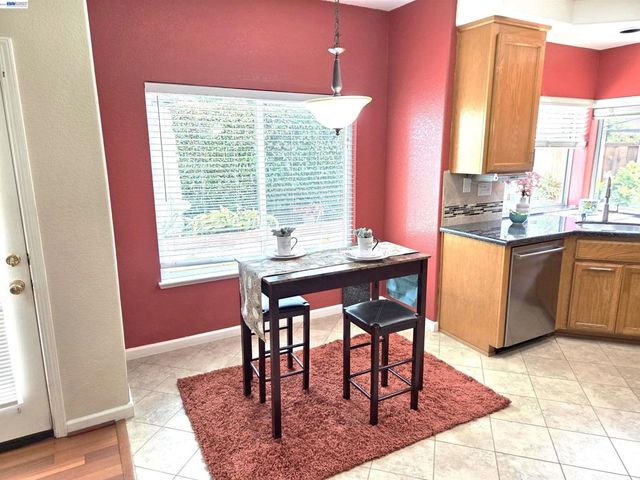 2850 Montair Way, Union City, CA 94587