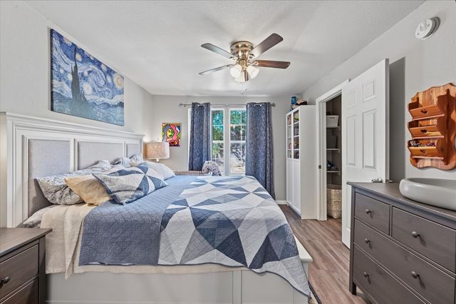 809 W Bridge Street, Weatherford, TX 76086
