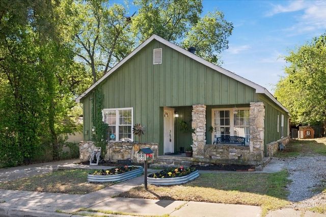 809 W Bridge Street, Weatherford, TX 76086