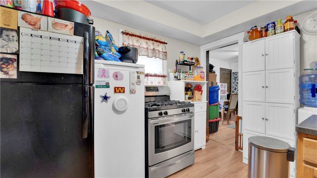 28 Myrtle Street, Rochester, NY 14606