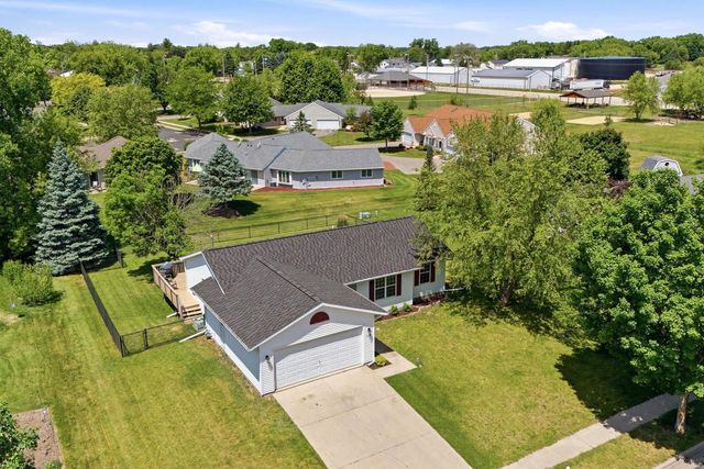 626 Meadowview Lane, Marshall, WI 53559