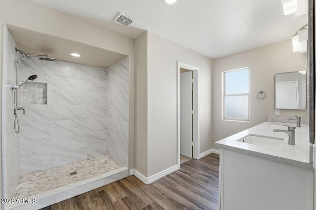 3165 W ZACHARY Drive, Phoenix, AZ 85027