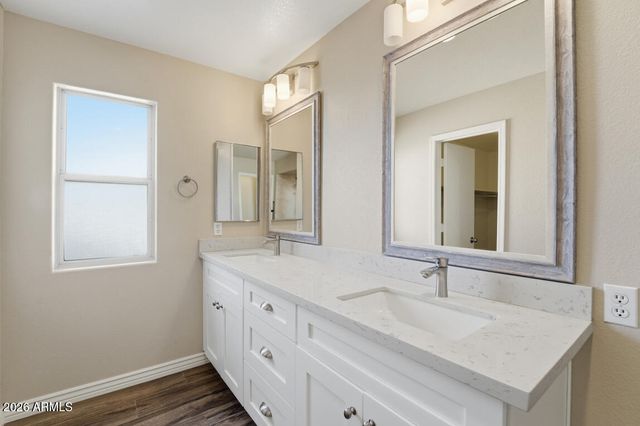 3165 W ZACHARY Drive, Phoenix, AZ 85027