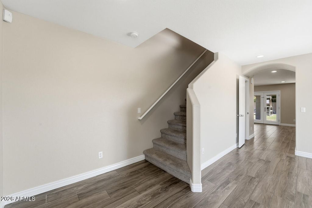 Image 22 of property listing at 3165 W ZACHARY Drive, Phoenix, AZ 85027