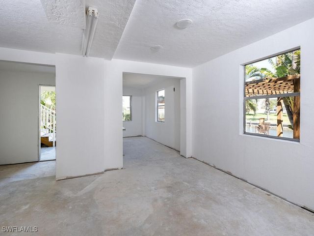 4738 Jackfish ST, Bonita Springs, FL 34134