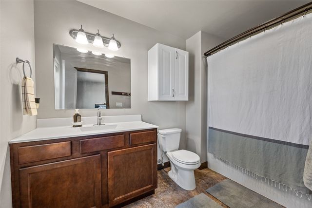 630 Doe Avenue, Tiffin, IA 52340