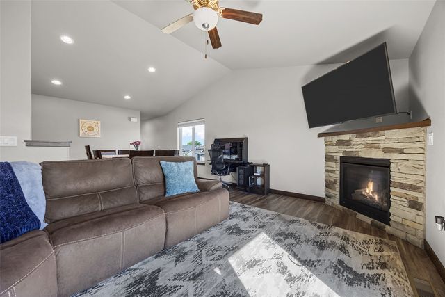 630 Doe Avenue, Tiffin, IA 52340