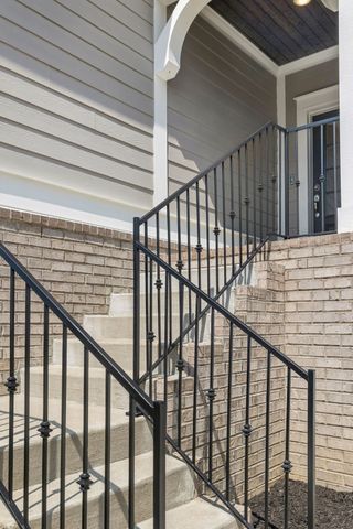 2310 Durham Trail Dr, Thompsons Station, TN 37179