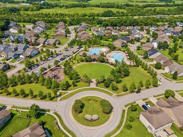 2310 Durham Trail Dr, Thompsons Station, TN 37179