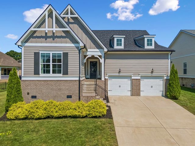 2310 Durham Trail Dr, Thompsons Station, TN 37179