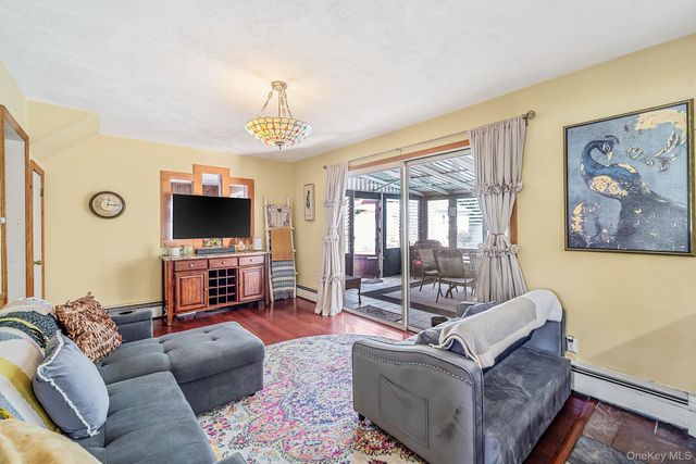67 Lakeside Avenue, Lake Grove, NY 11755