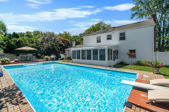 67 Lakeside Avenue, Lake Grove, NY 11755