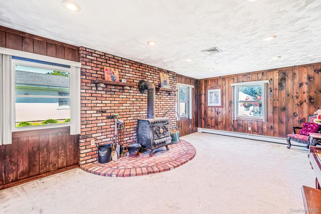 67 Lakeside Avenue, Lake Grove, NY 11755