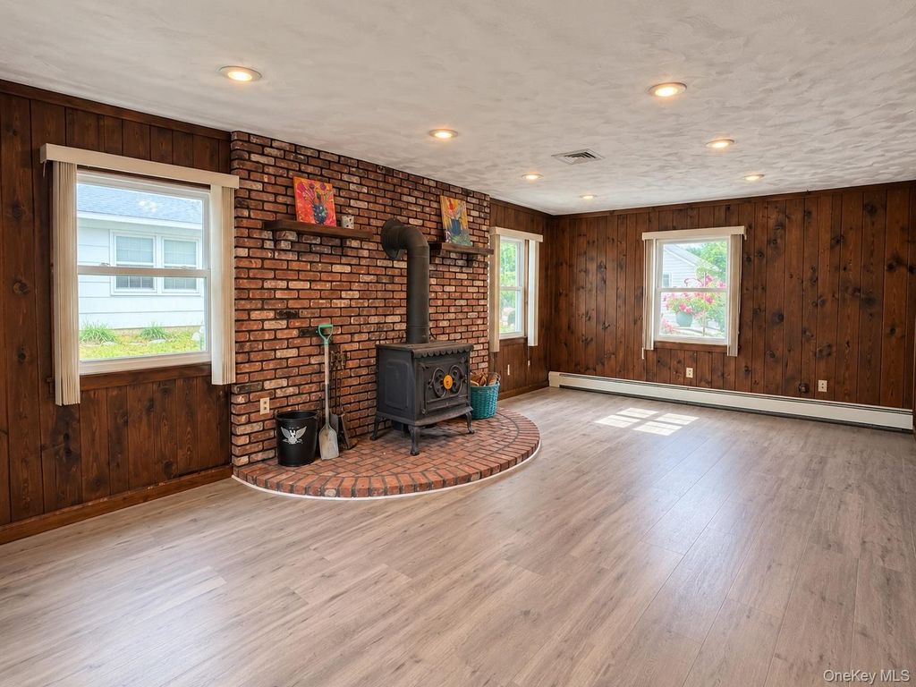 67 Lakeside Avenue, Lake Grove, NY 11755 — photo 4