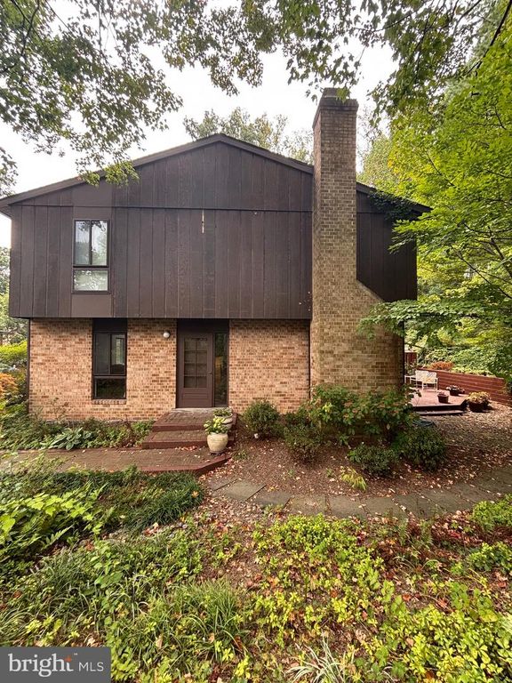 10384 BARCAN CIR, Columbia, MD 21044